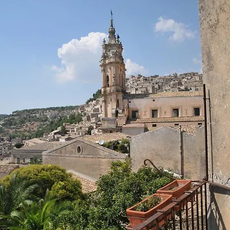 Casa Sipione Papa Bed & Breakfast 3*
