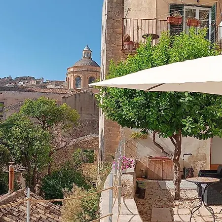 Bed & Breakfast Casa Sipione Papa 3*