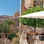 Bed & Breakfast Casa Sipione Papa 3*