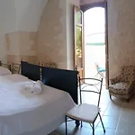 Casa Sipione Papa Bed & Breakfast Modica