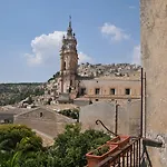 Casa Sipione Papa Bed & Breakfast 3*